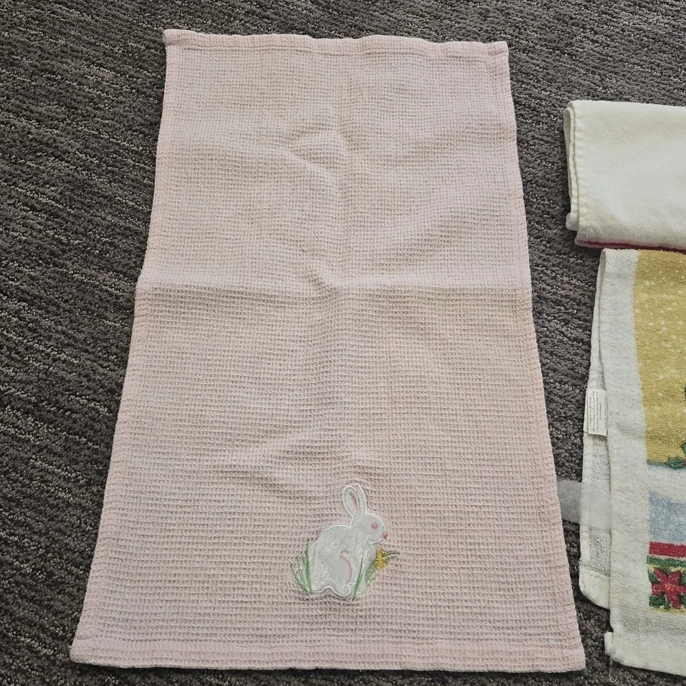 Vintage Holiday Kitchen Hand Towels Lot Christmas Valentines Spring Easter Bunny